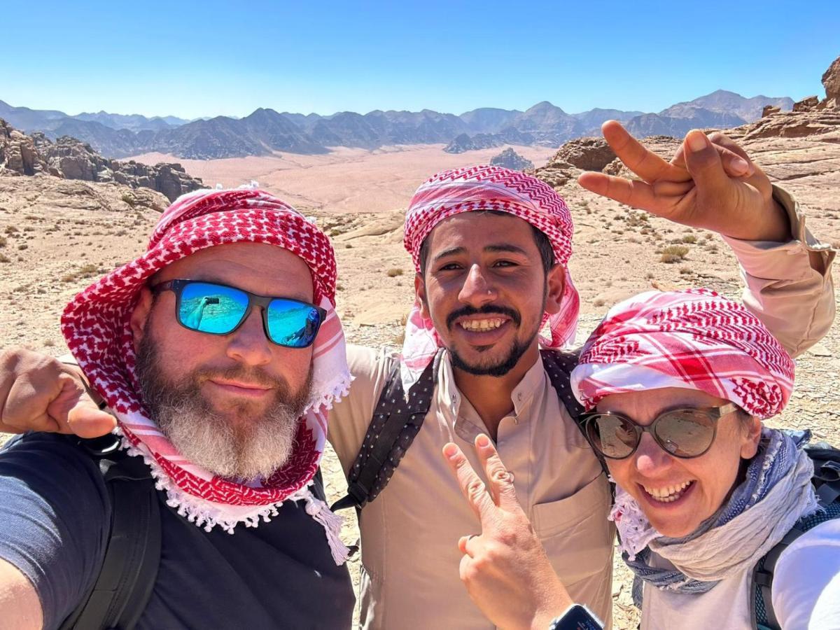Wadi Rum Bubble Tent & Bedouin Style Exterior photo