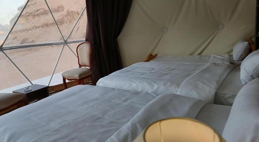 Wadi Rum Bubble Tent & Bedouin Style Room photo