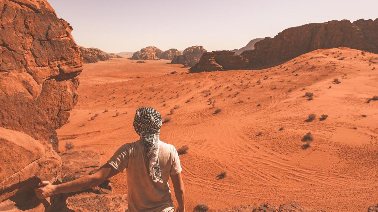 Wadi Rum Bubble Tent & Bedouin Style Exterior photo
